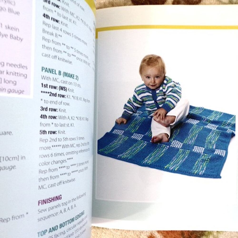 "Bernat 30 Baby Blankets to Knit" Book - Picture 3 of 5